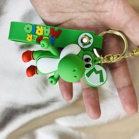 💥New💥Super Mario Brother’s Luigi Keychain💥 - Picture 7 of 7